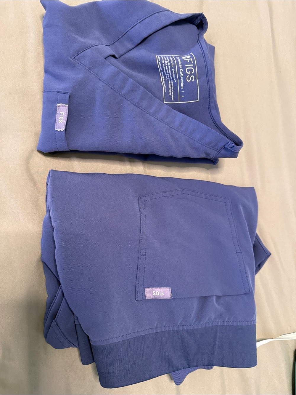 Figs Spacw Grey Scrub Top and Jogger Pants Set